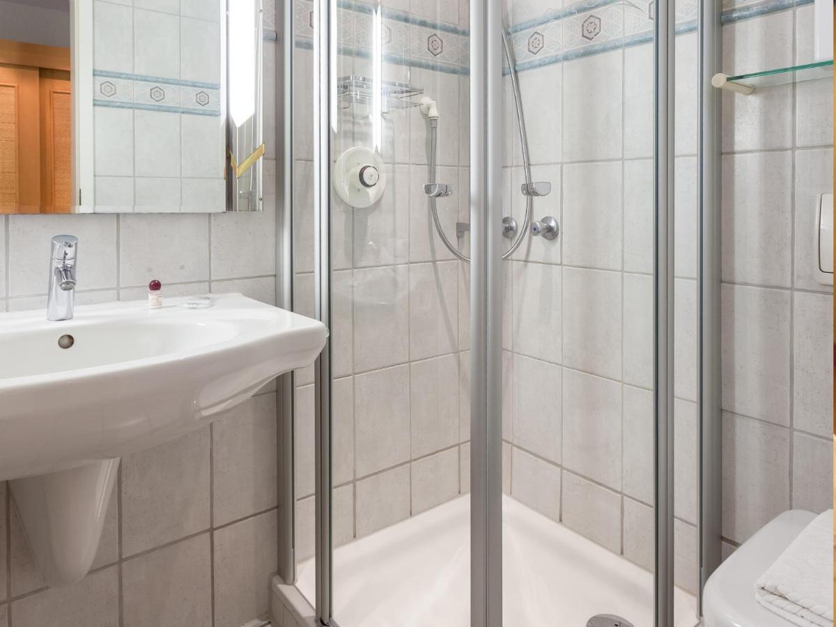 Hotel Seeschloesschen Ховахт Экстерьер фото