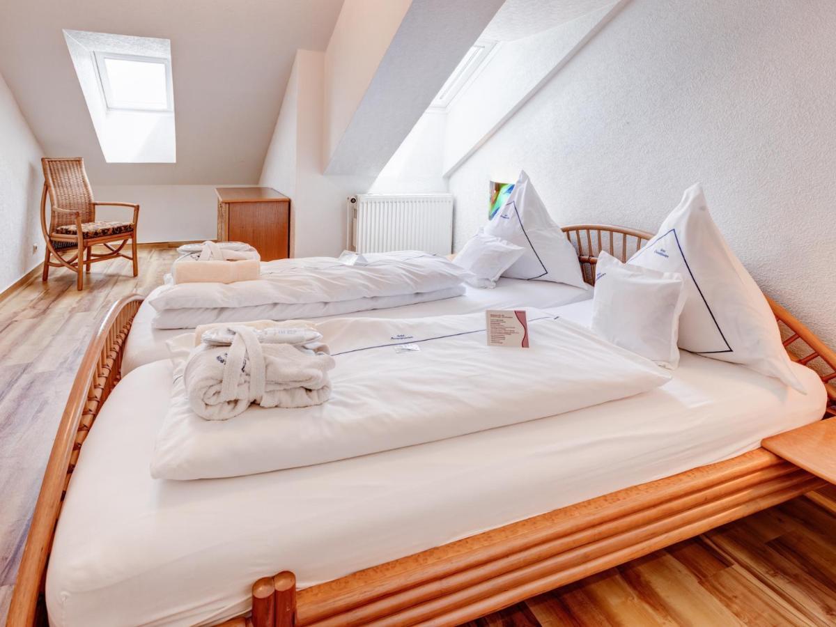 Hotel Seeschloesschen Ховахт Экстерьер фото