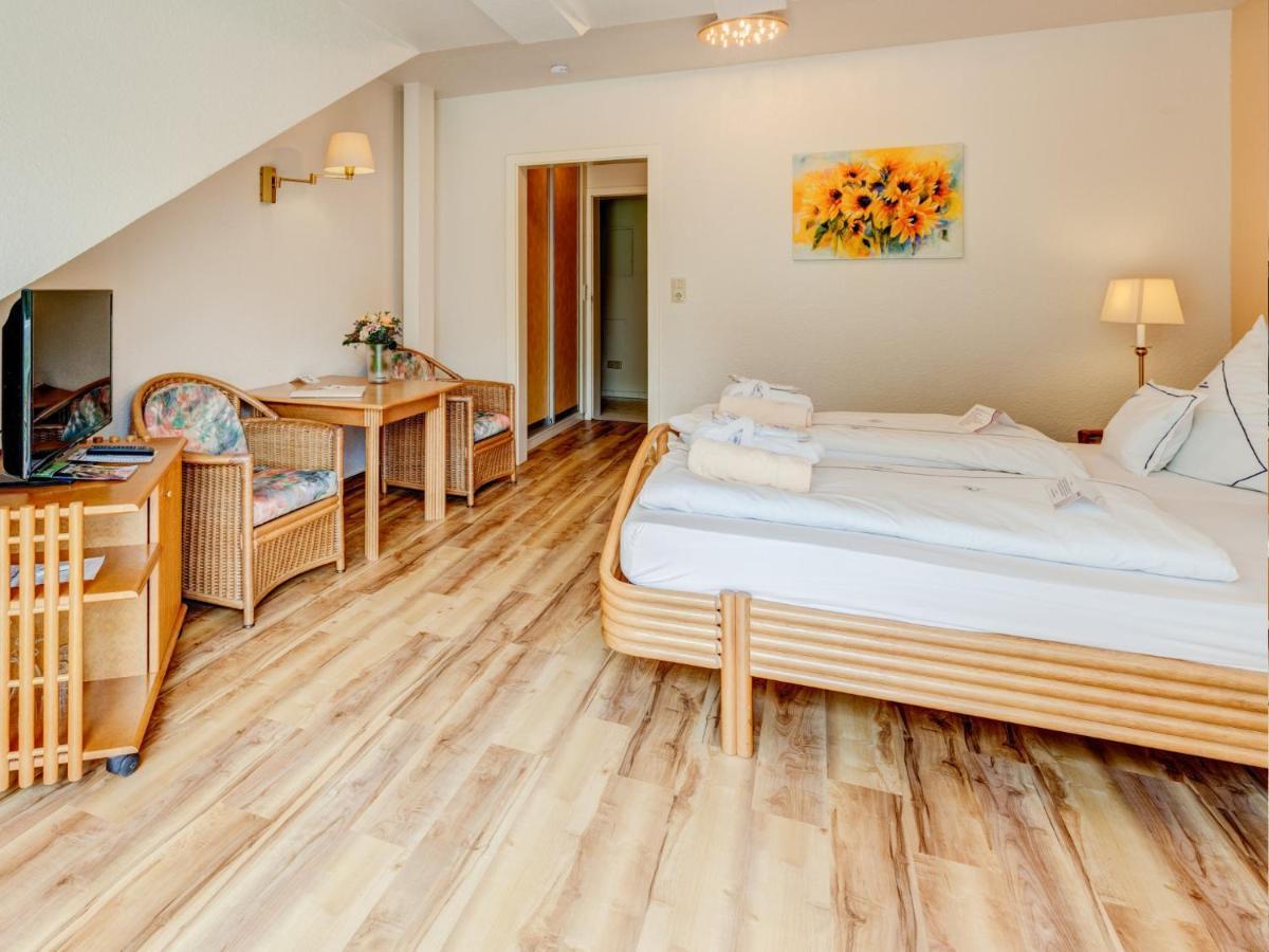 Hotel Seeschloesschen Ховахт Экстерьер фото