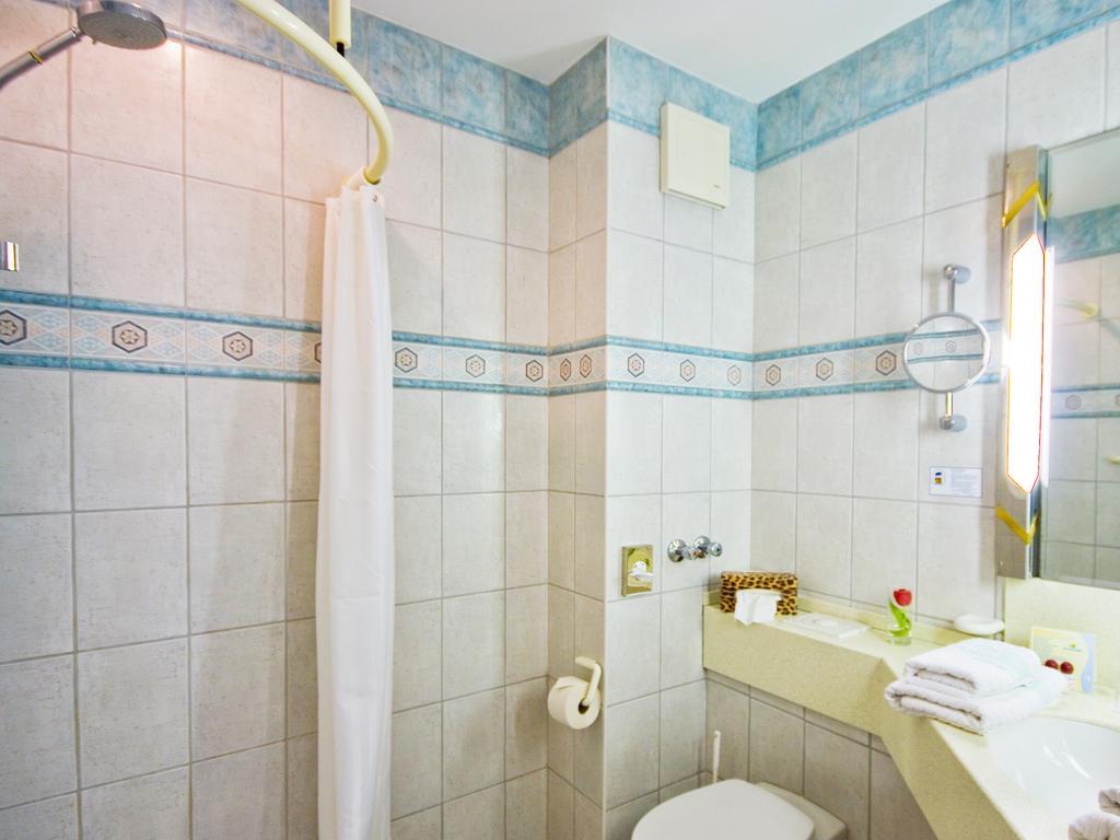 Hotel Seeschloesschen Ховахт Номер фото