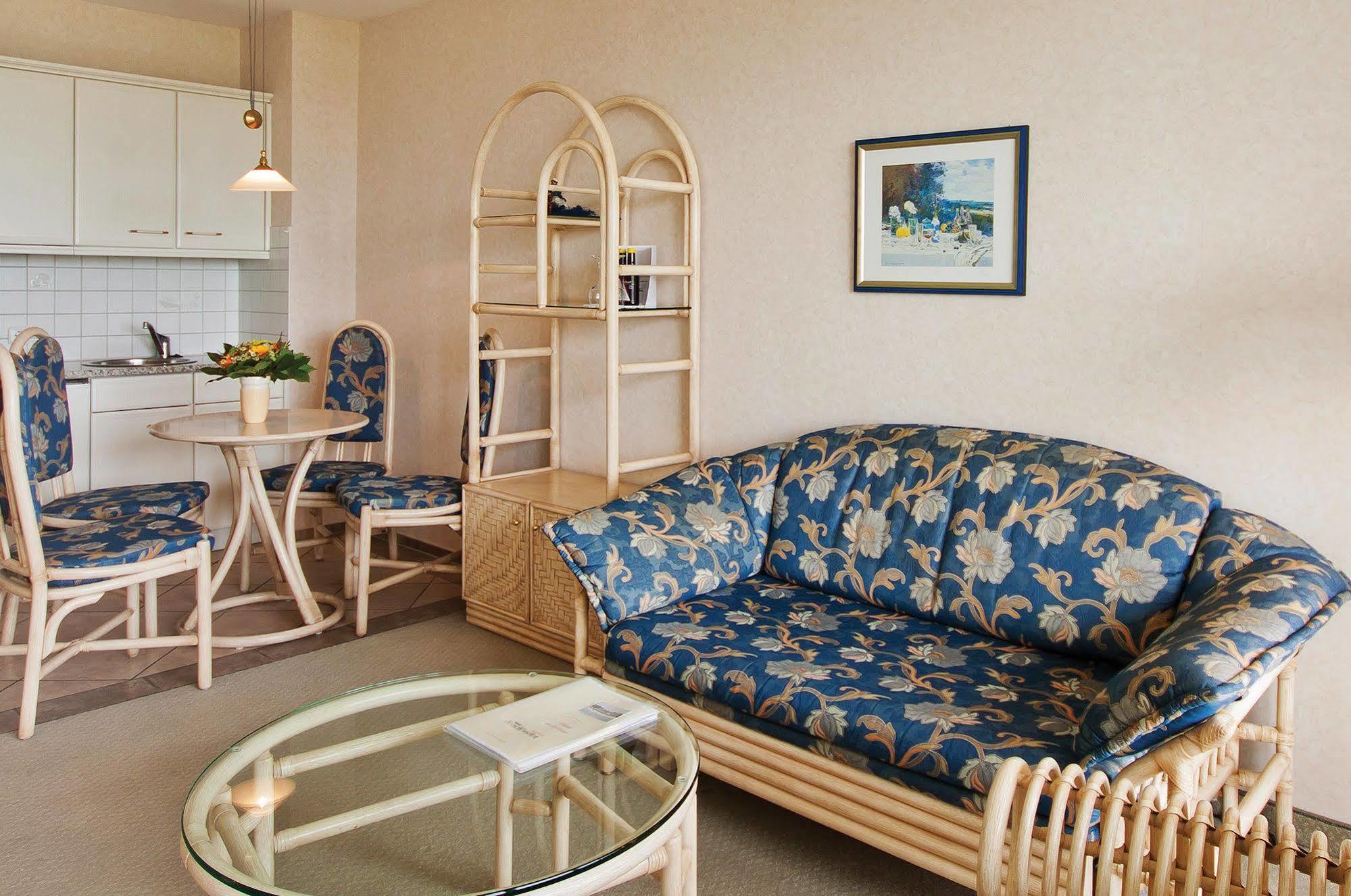 Hotel Seeschloesschen Ховахт Экстерьер фото