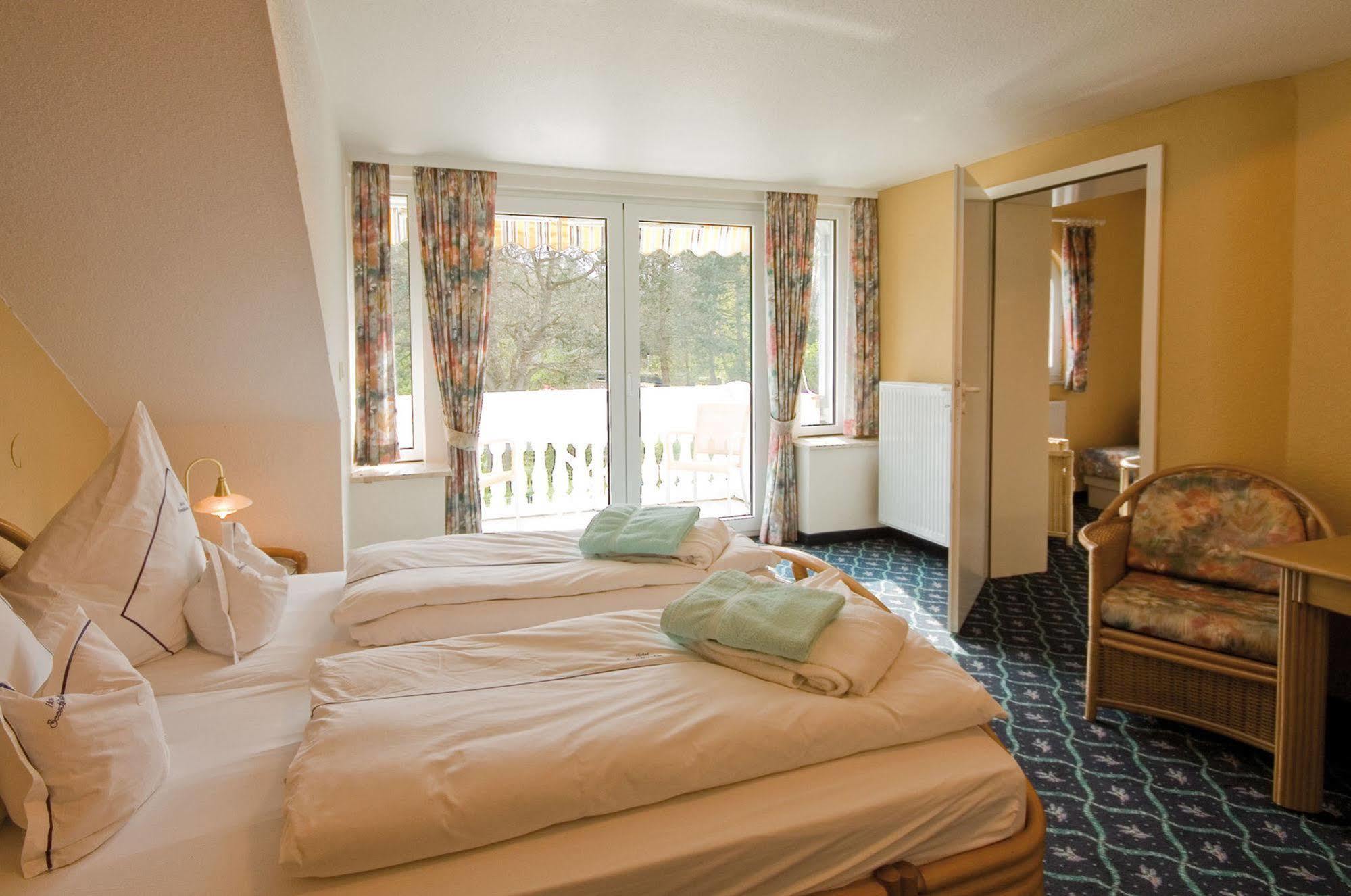 Hotel Seeschloesschen Ховахт Экстерьер фото